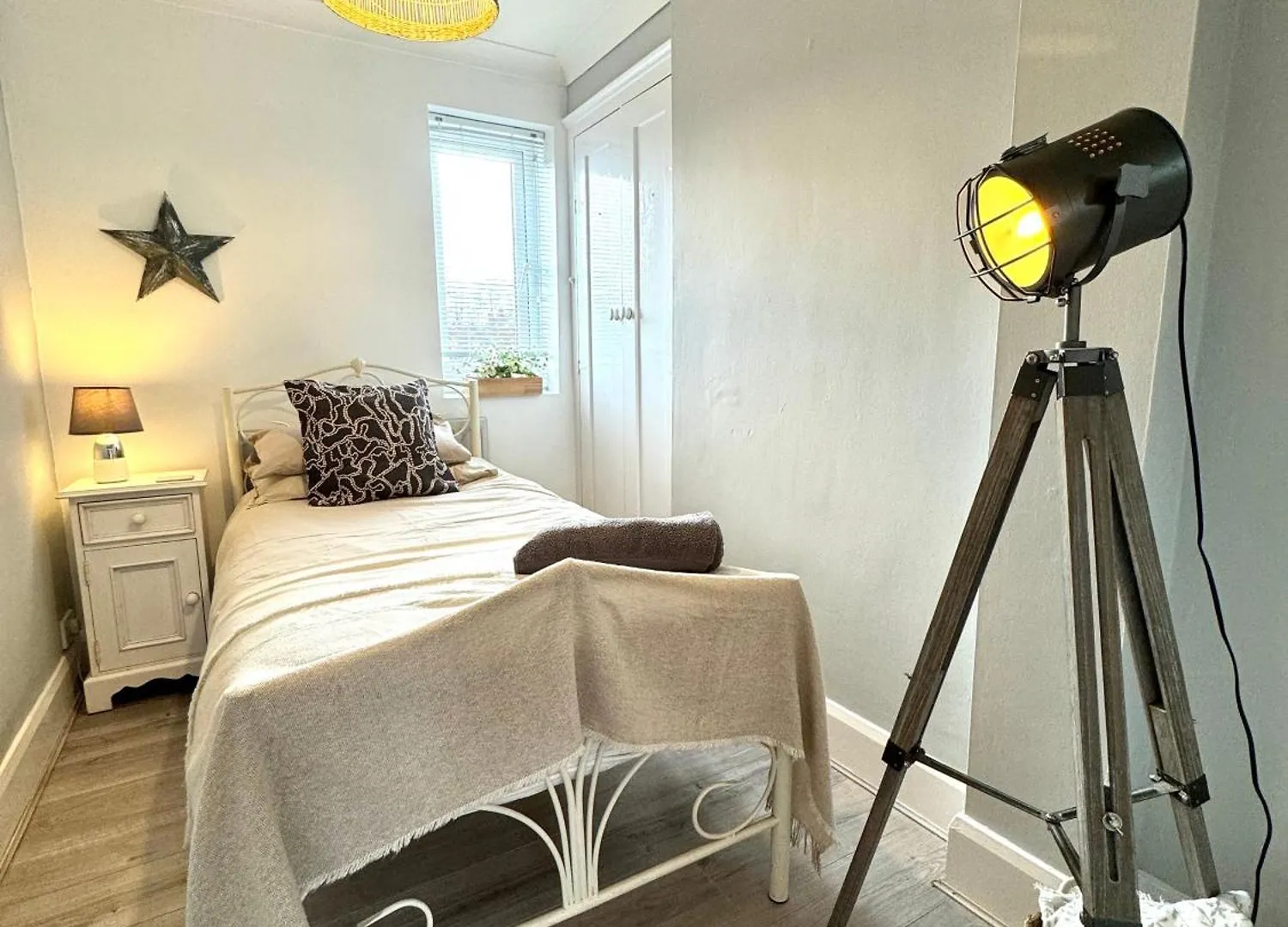 Chester'S - Central Chester Stays - City Walls - Private Garden Overlooking River Dee Apartment