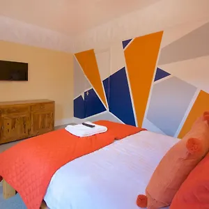 Ideal Abode Leonard Chester